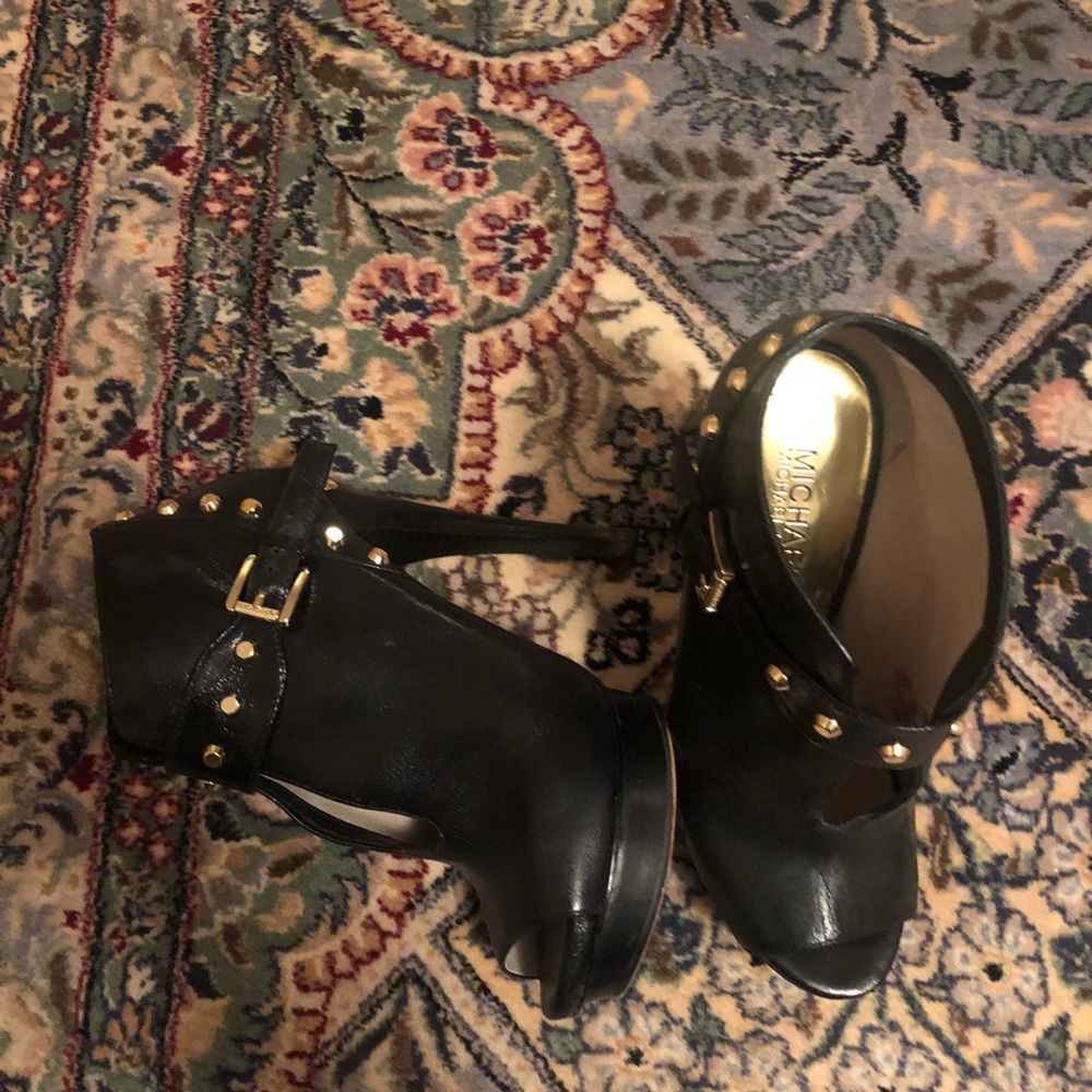 MK booties size 36.5